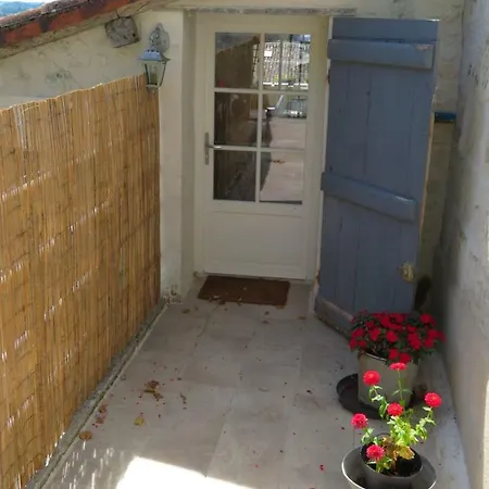 Bellevue Apartamento *