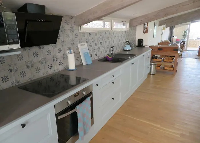 Bellevue Apartamento *